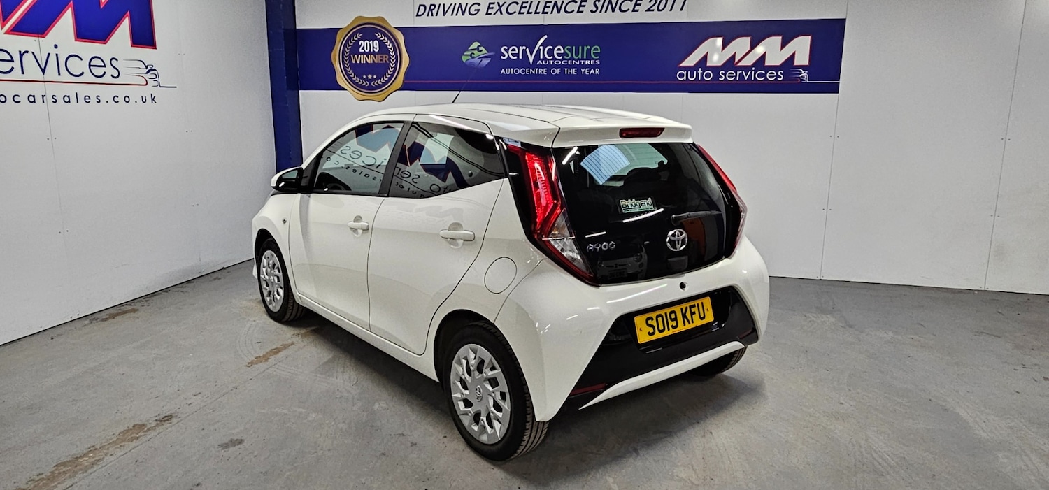 Used Toyota AYGO 2019 for sale - 77528108: Photo 3