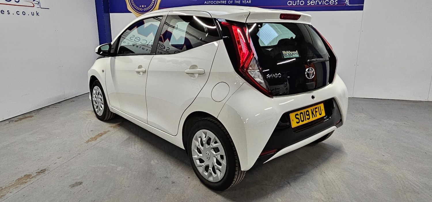 Used Toyota AYGO 2019 for sale - 77528108: Photo 4