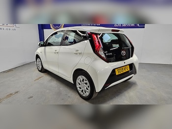 Used Toyota AYGO 2019 for sale - 77528108: Photo