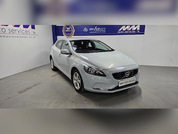 Used Volvo V40 2014 for sale - 76602770: Photo