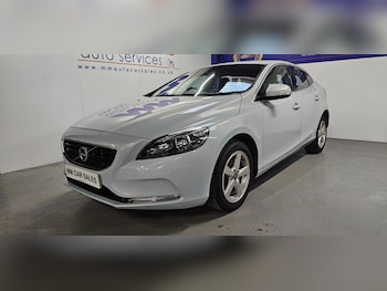 Used Volvo V40 2014 for sale - 76602770: Photo