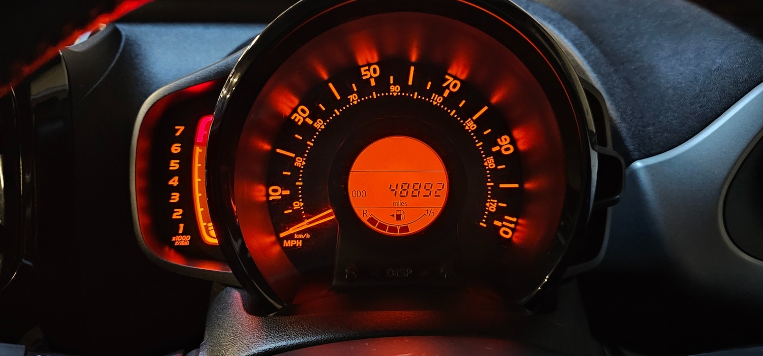 Used Peugeot 108 2015 for sale - 76565619: Photo 18