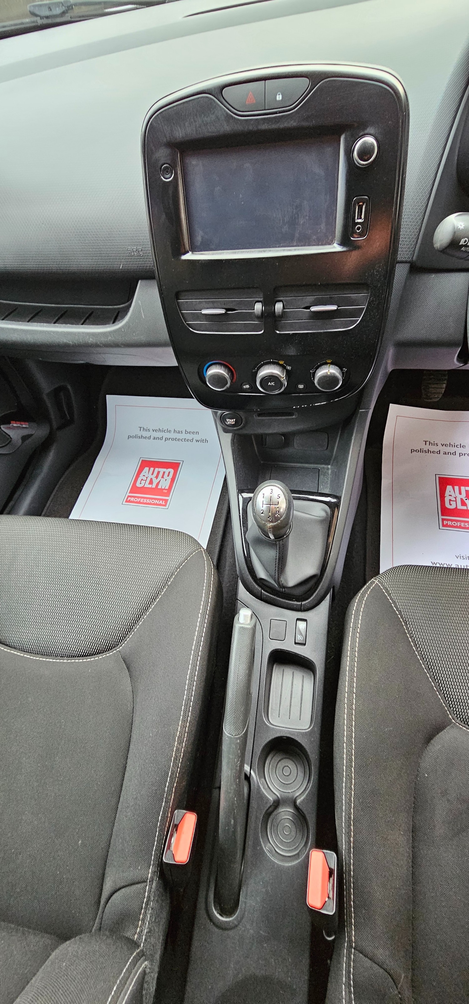 Used Renault Clio 2015 for sale - 77515314: Photo 17