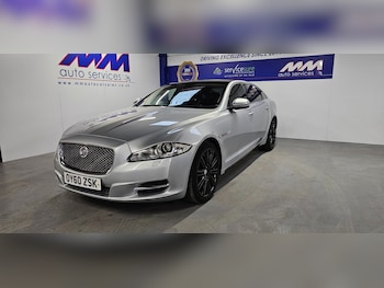 Used Jaguar XJ 2010 for sale - 75395975: Photo