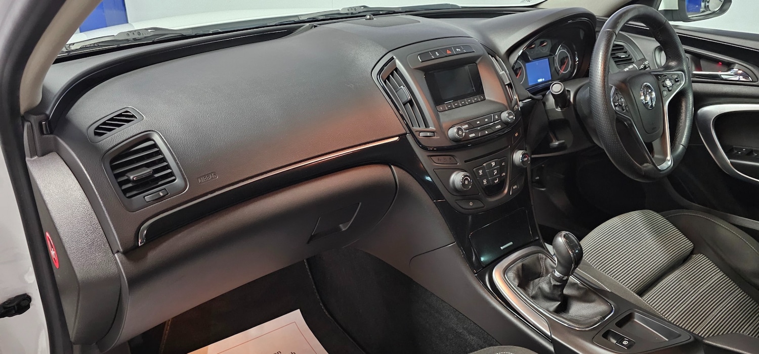 Used Vauxhall Insignia 2013 for sale - 77502735: Photo 14