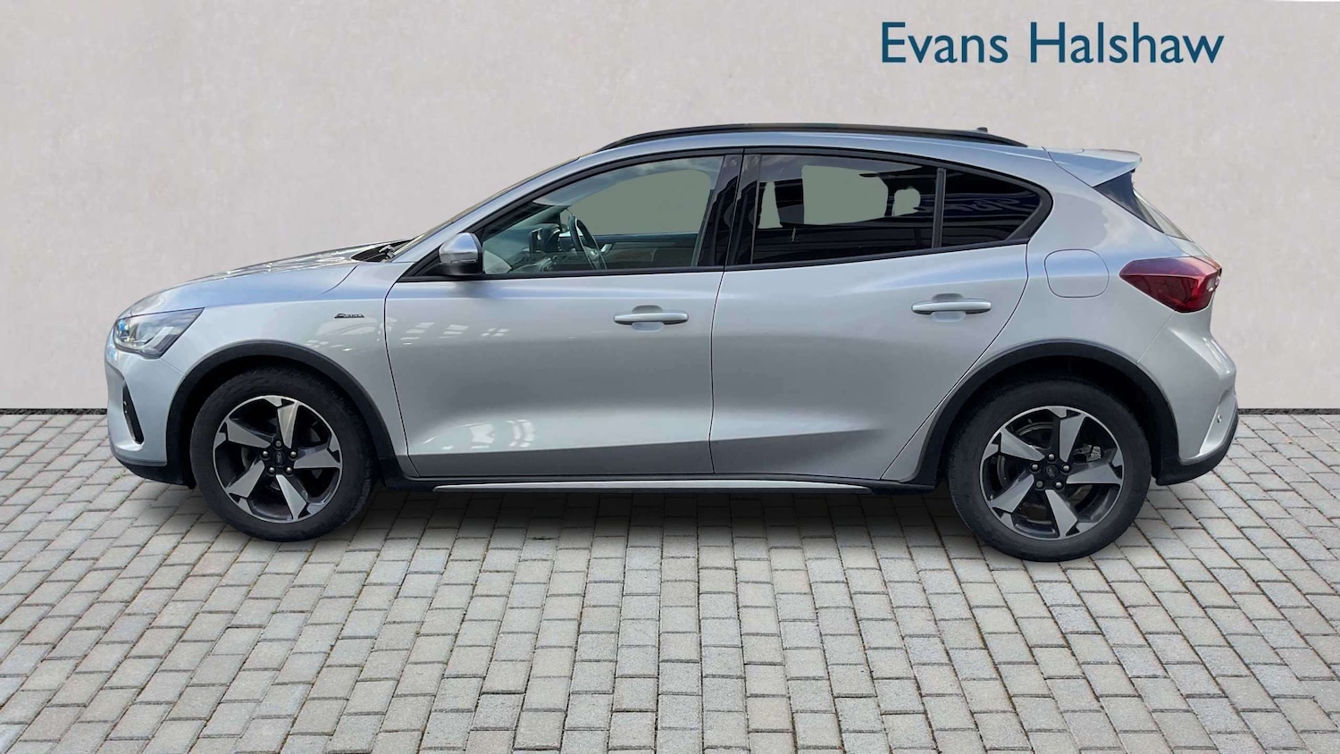 Used Ford Focus 2022 for sale - 77674625: Photo 3