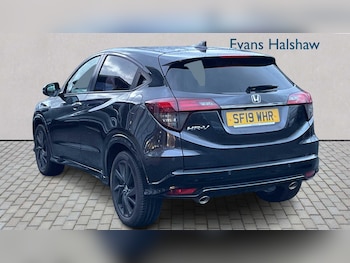 Used Honda HR-V 2019 for sale - 76916130: Photo