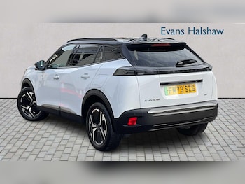 Used Peugeot 2008 2023 for sale - 78625635: Photo