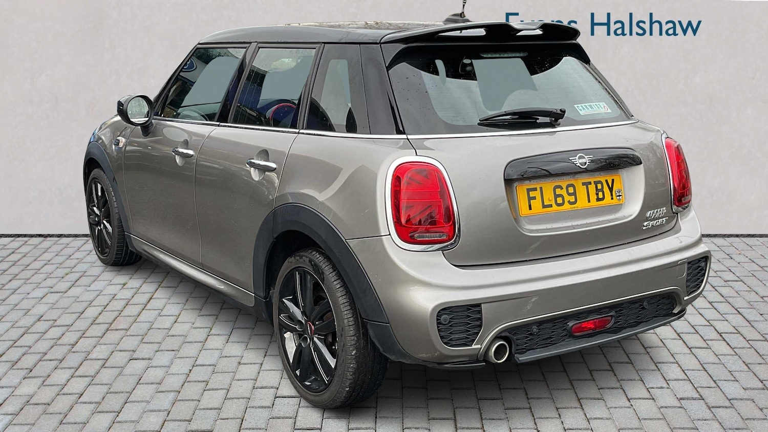 Used MINI Hatch 2019 for sale - 77429002: Photo 2