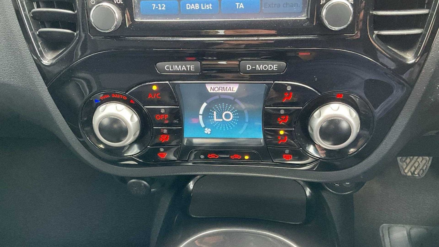 Used Nissan Juke 2018 for sale - 77727043: Photo 20