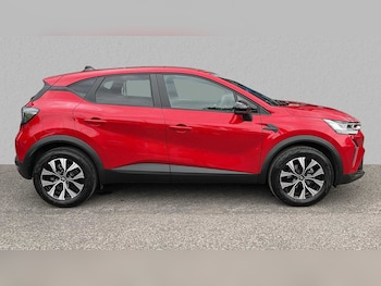 Used Renault Captur 2025 for sale - 75316779: Photo