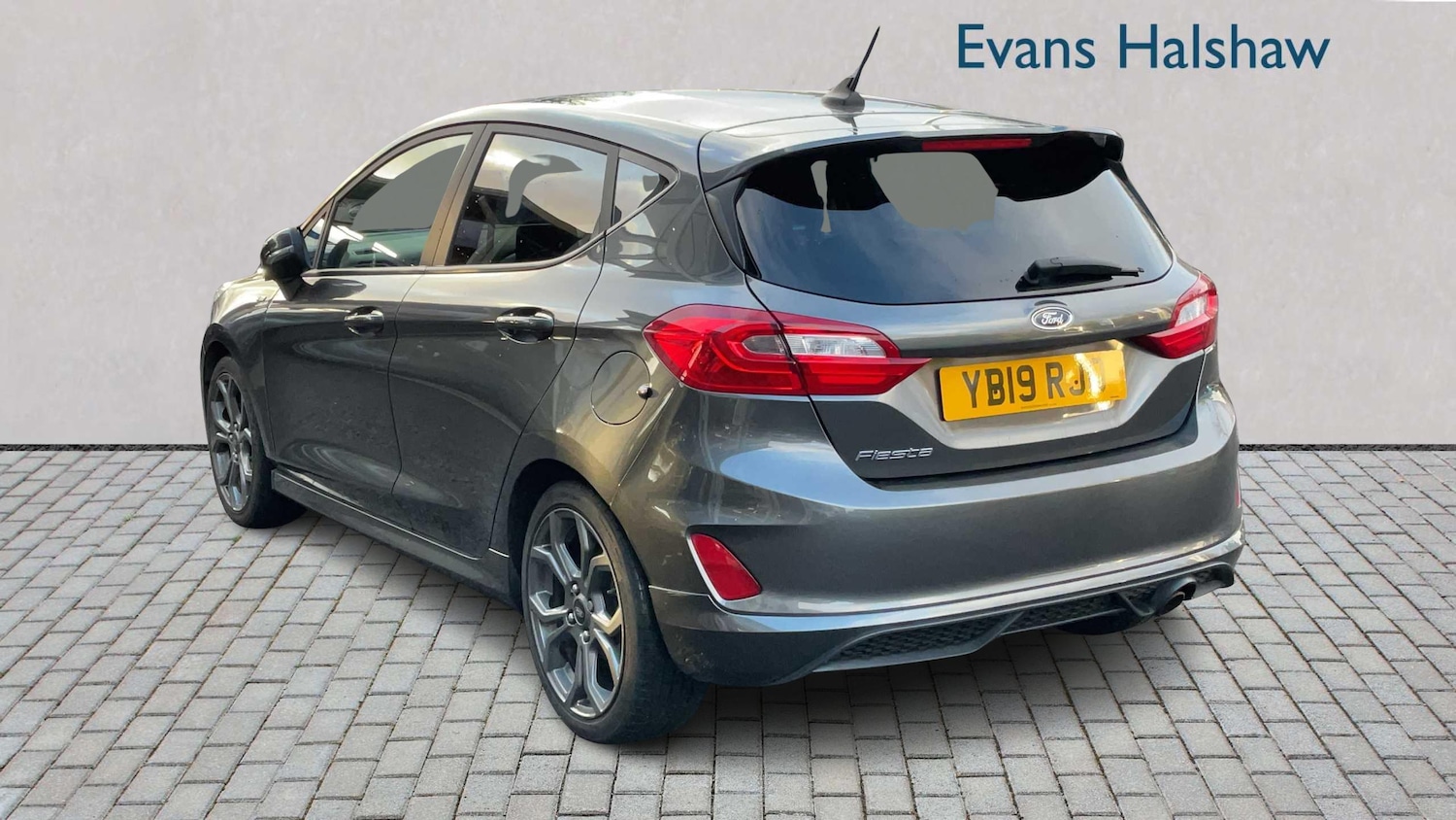 Used Ford Fiesta 2019 for sale - 77219684: Photo 2