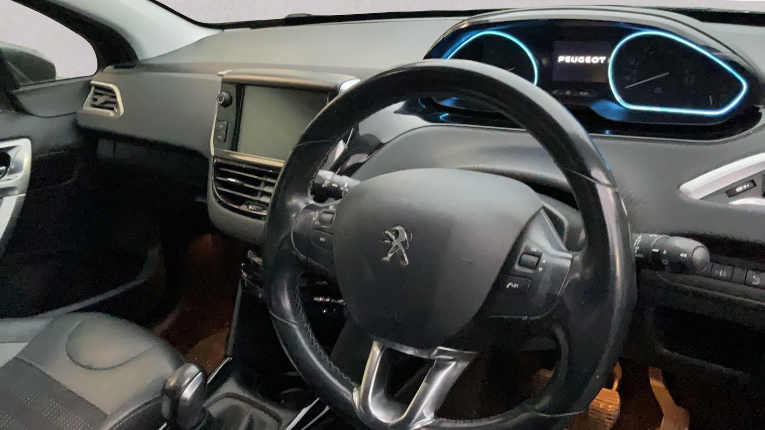 Used Peugeot 2008 2018 for sale - 77135028: Photo 6