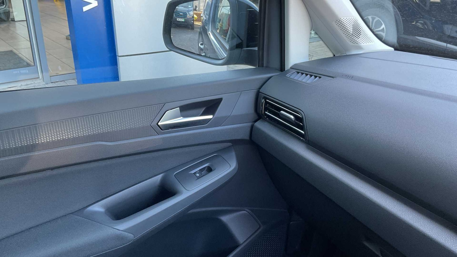 Used Ford Transit Connect 2025 for sale - 76063334: Photo 21