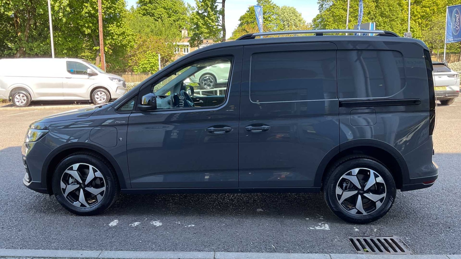 Used Ford Transit Connect 2025 for sale - 76063334: Photo 33