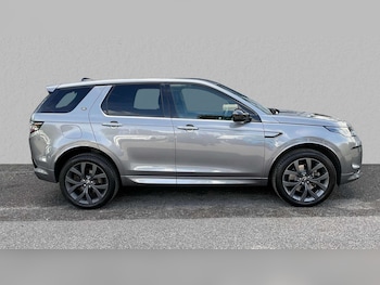 Used Land Rover Discovery Sport 2022 for sale - 75845809: Photo