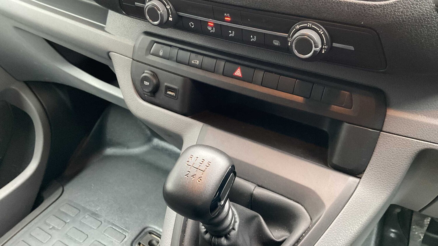 Used Vauxhall Vivaro 2022 for sale - 77347997: Photo 16