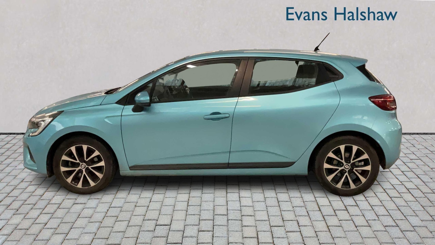 Used Renault Clio 2022 for sale - 77112309: Photo 3