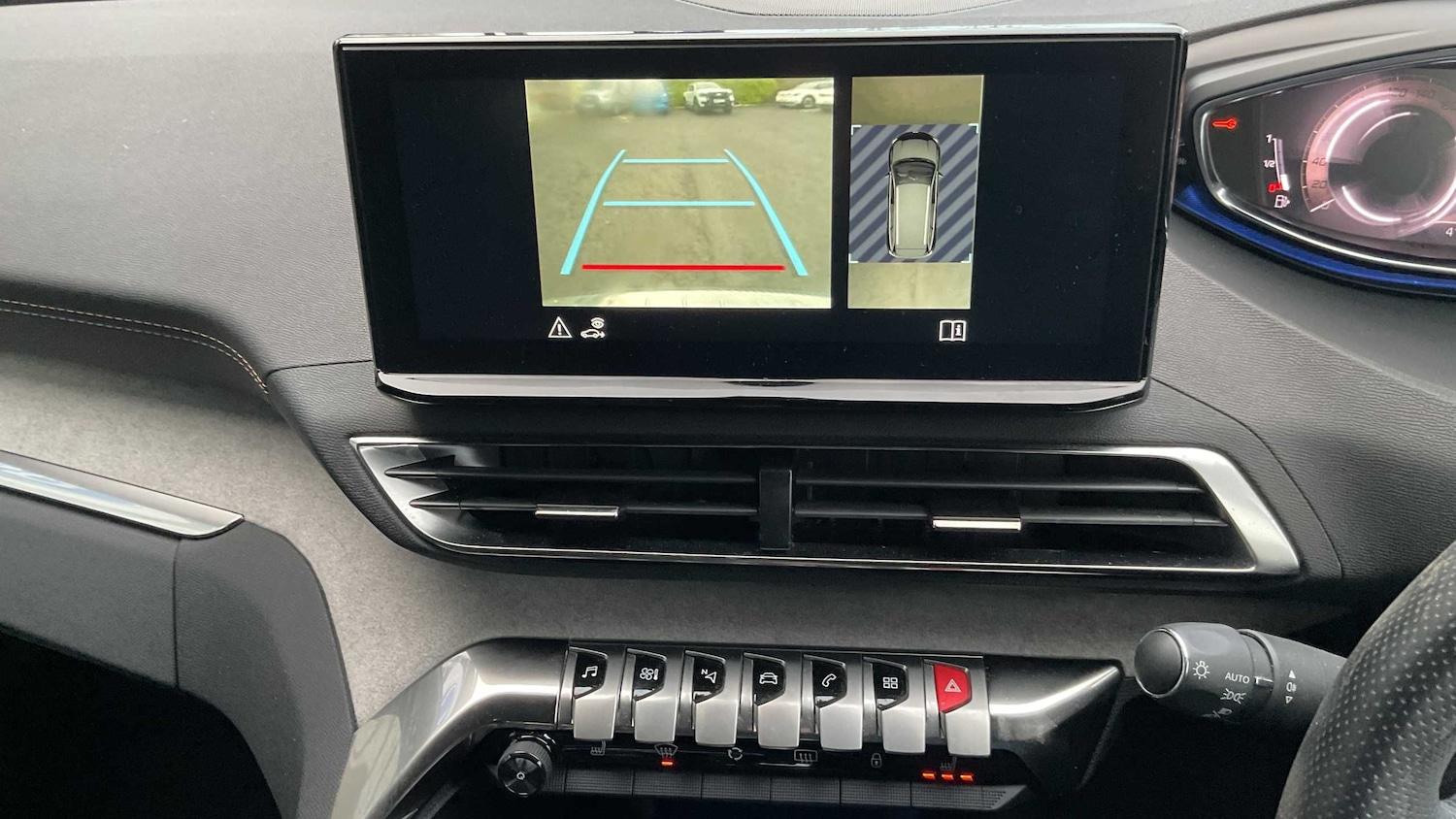 Used Peugeot 5008 2022 for sale - 77219517: Photo 9