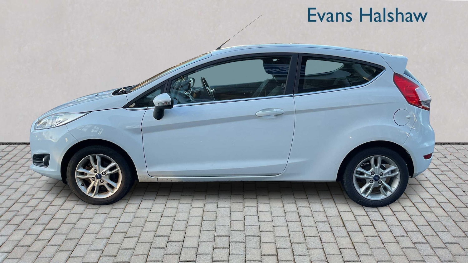 Used Ford Fiesta 2014 for sale - 76804873: Photo 4