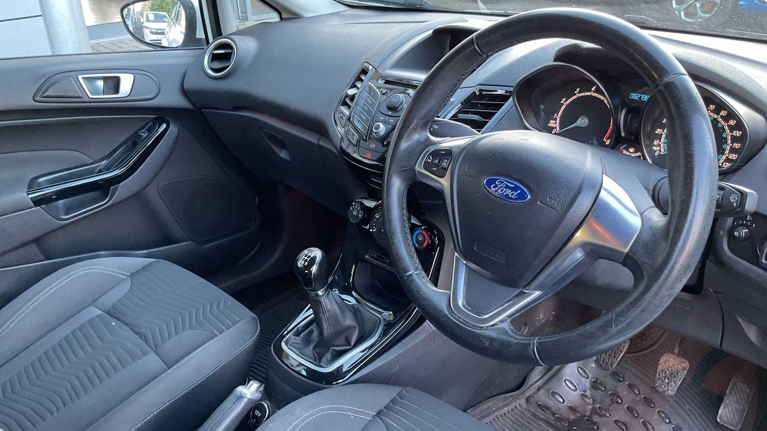 Used Ford Fiesta 2014 for sale - 76804873: Photo 7