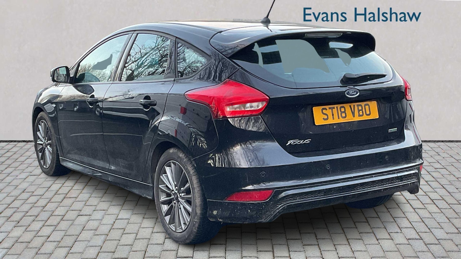 Used Ford Focus 2018 for sale - 76978717: Photo 3