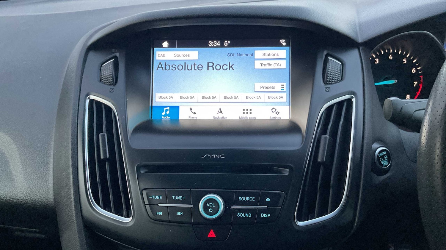 Used Ford Focus 2018 for sale - 76978717: Photo 9