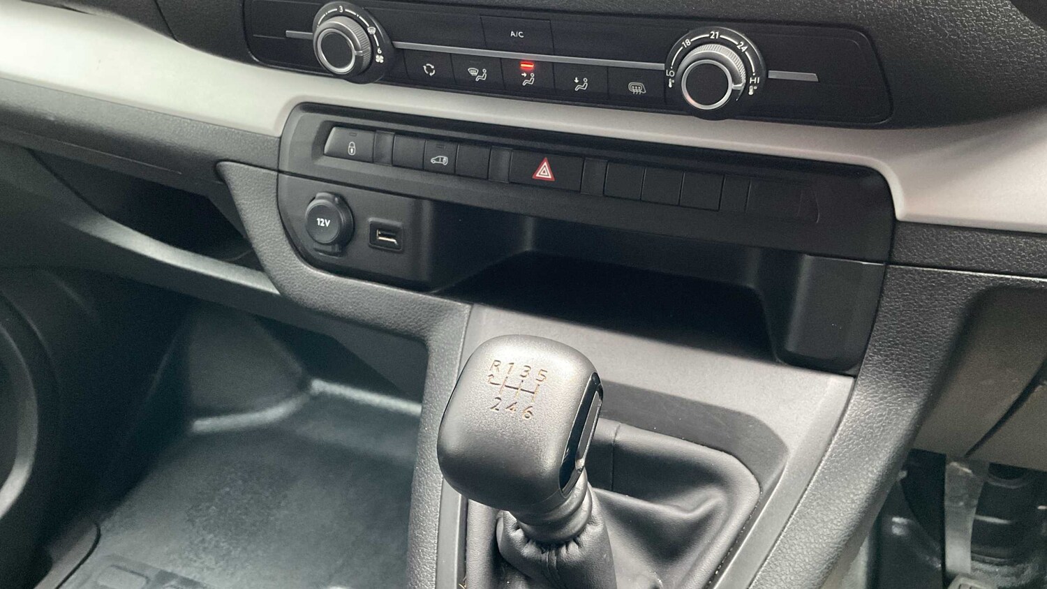 Used Vauxhall Vivaro 2023 for sale - 76351687: Photo 14