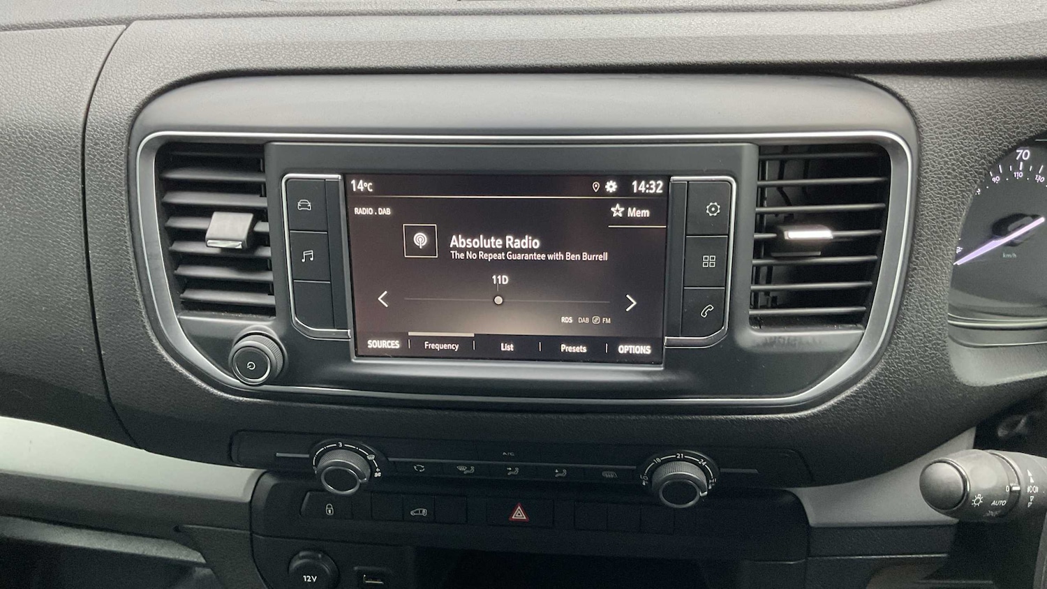 Used Vauxhall Vivaro 2023 for sale - 76351687: Photo 17