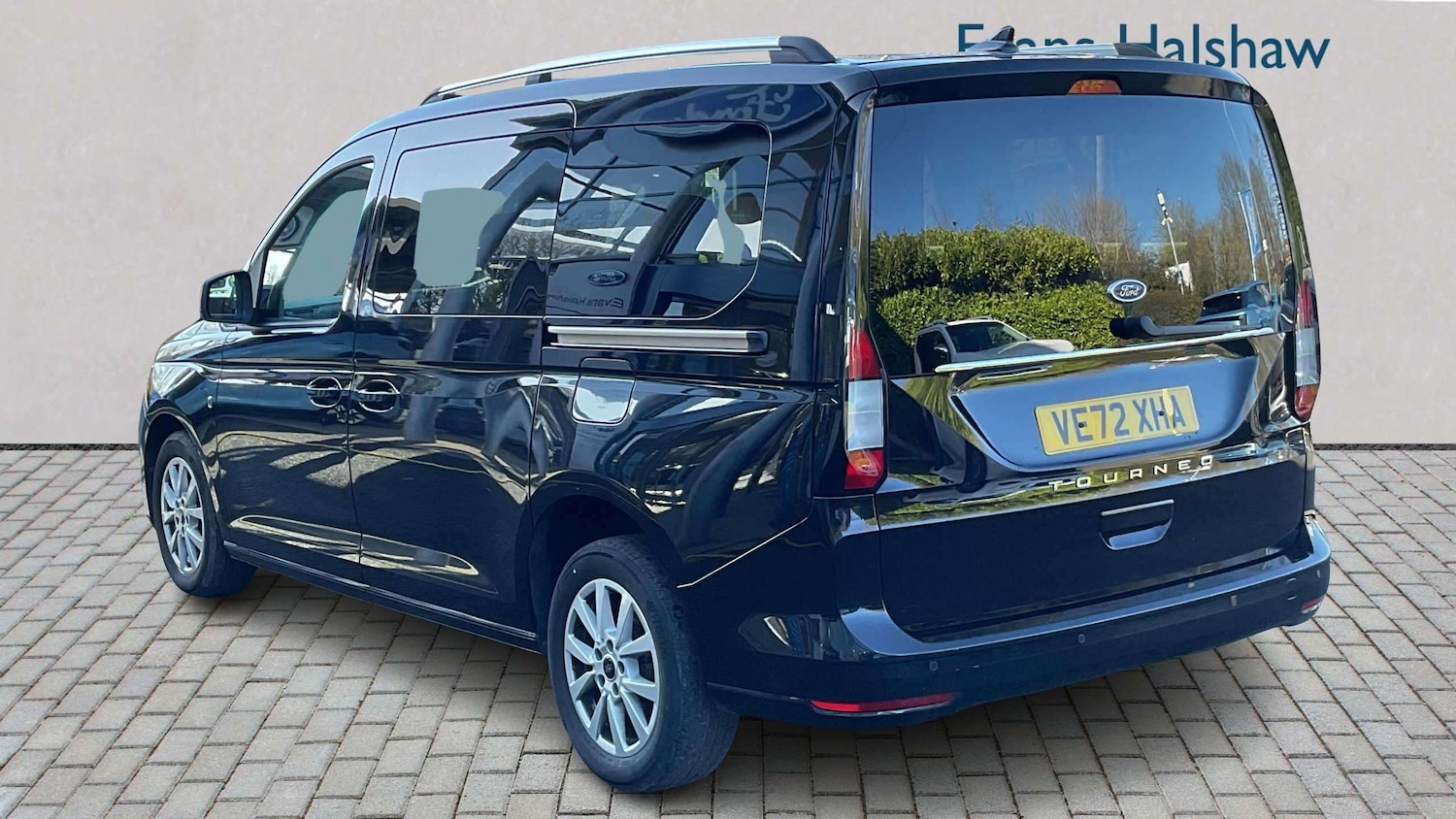 Used Ford Tourneo Connect 2023 for sale - 77772400: Photo 2