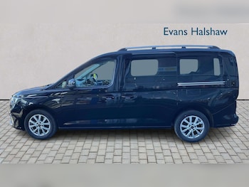 Used Ford Tourneo Connect 2023 for sale - 77772400: Photo