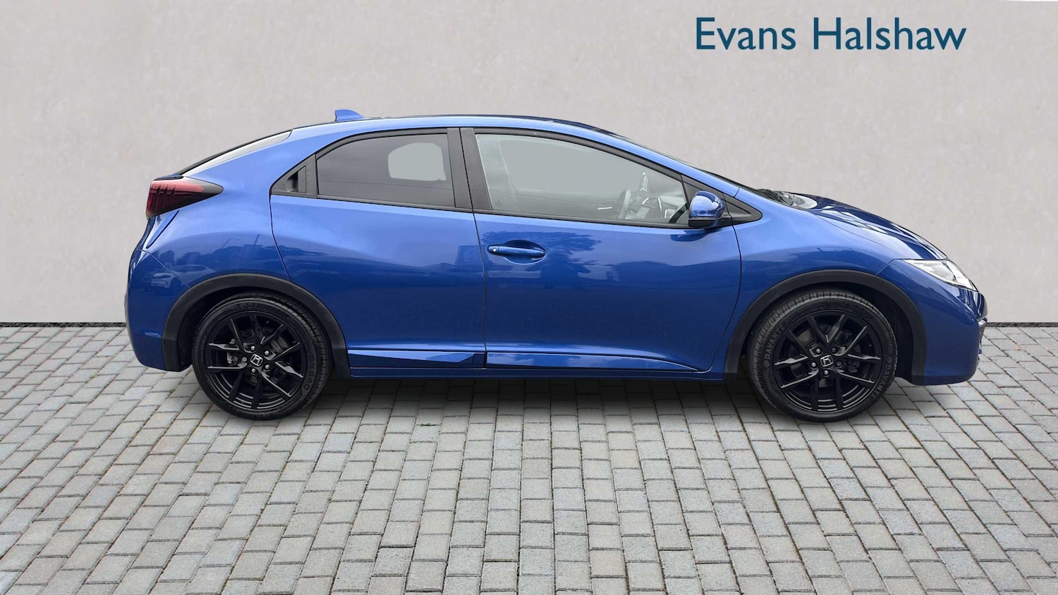 Used Honda Civic 2016 for sale - 76249104: Photo 2