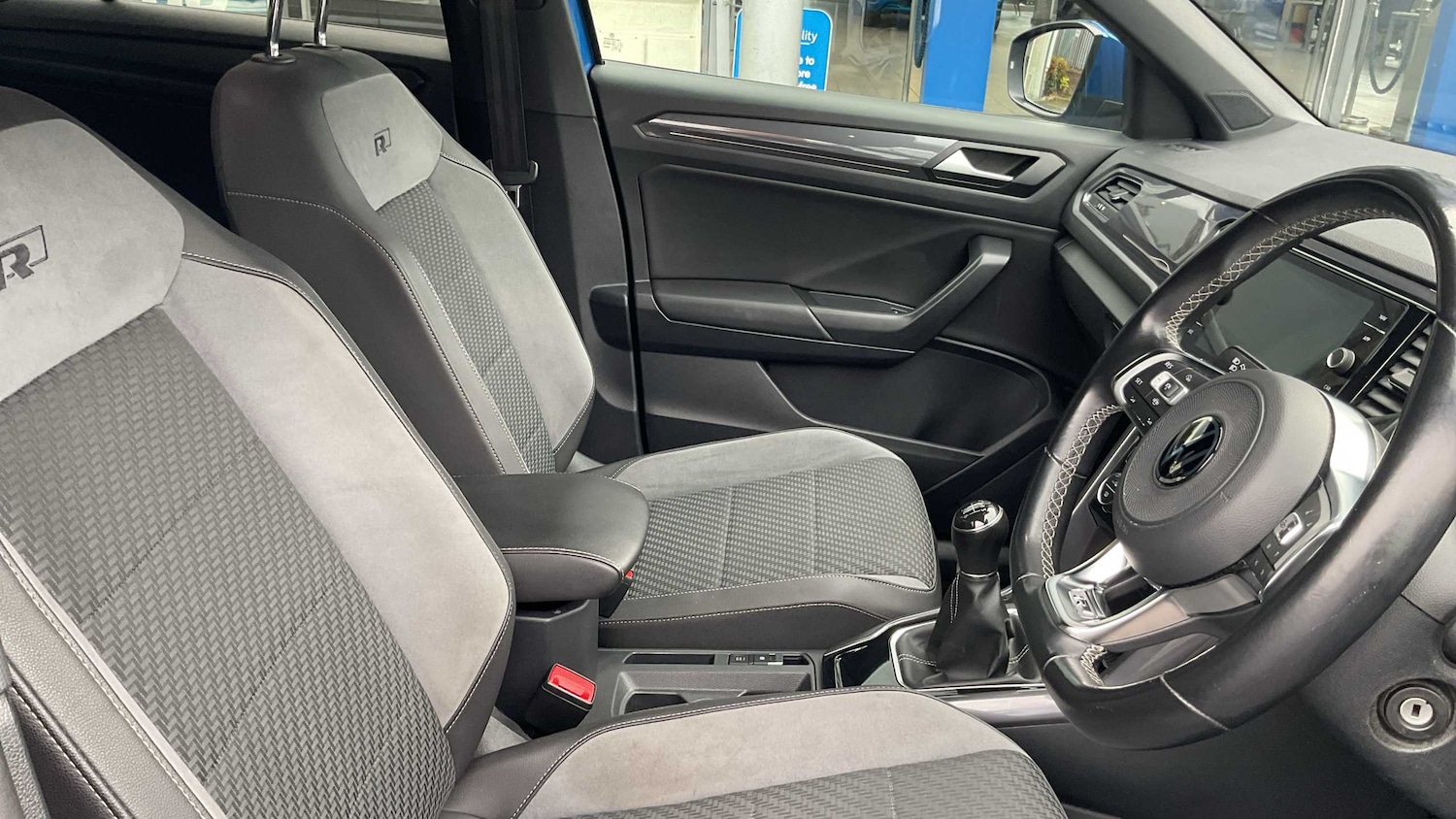 Used Volkswagen T-Roc 2021 for sale - 76447607: Photo 8