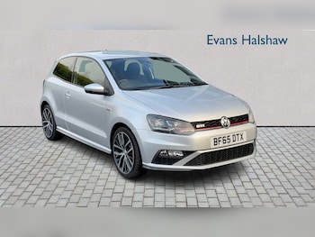 Used Volkswagen Polo 2015 for sale - 77219655: Photo
