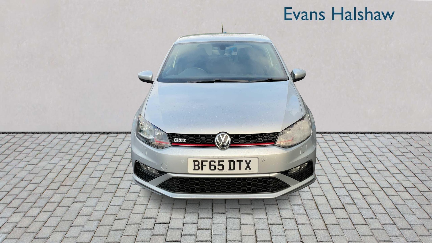 Used Volkswagen Polo 2015 for sale - 77219655: Photo 4