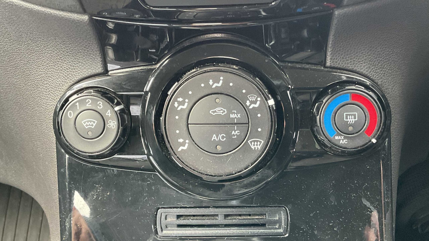 Used Ford Fiesta 2014 for sale - 77706797: Photo 7