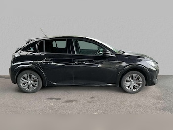 Used Peugeot 208 2021 for sale - 75944464: Photo