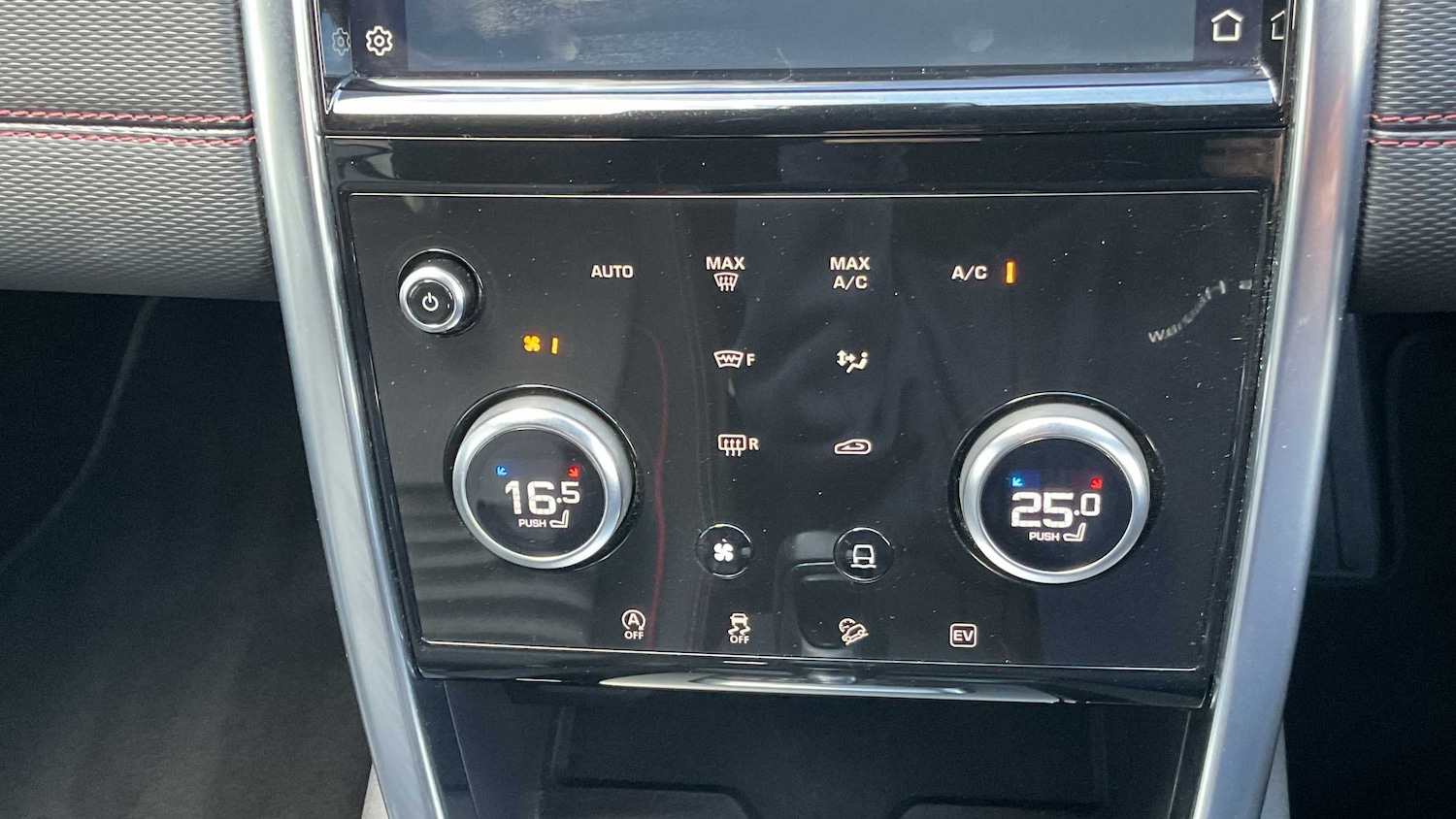 Used Land Rover Discovery Sport 2022 for sale - 76745993: Photo 19