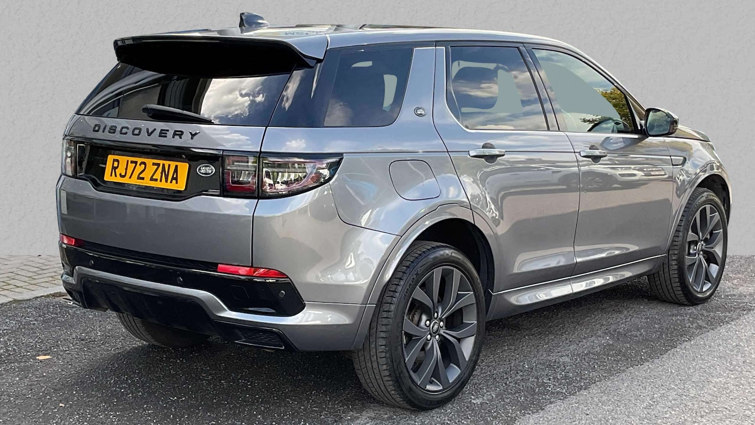 Used Land Rover Discovery Sport 2022 for sale - 76745993: Photo 32