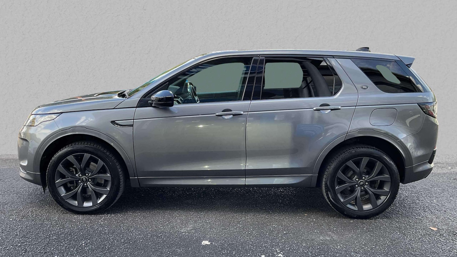 Used Land Rover Discovery Sport 2022 for sale - 76745993: Photo 35
