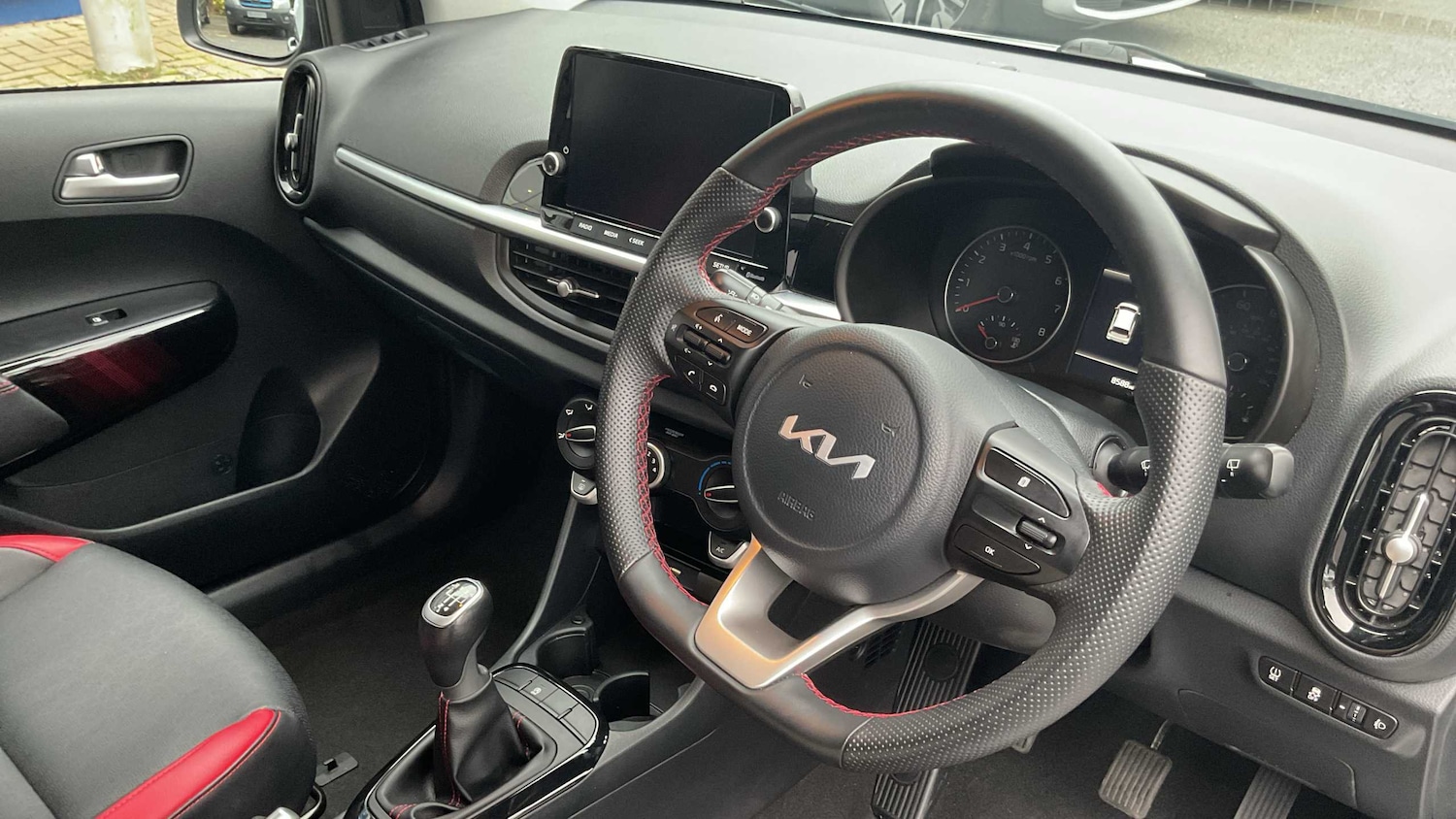 Used Kia Picanto 2022 for sale - 76916063: Photo 8