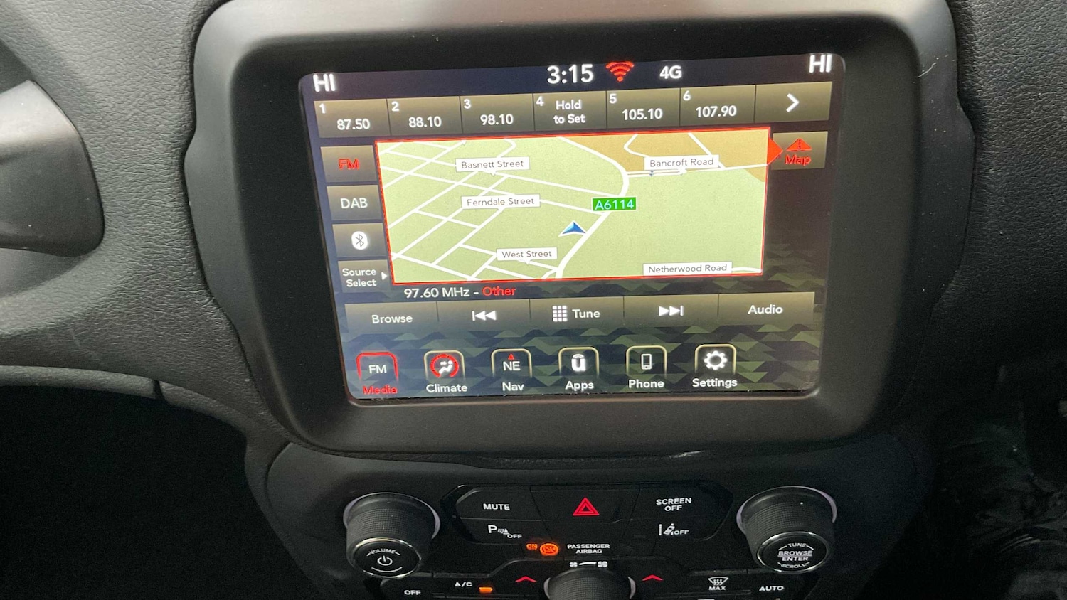 Used Jeep Renegade 2020 for sale - 77281996: Photo 11