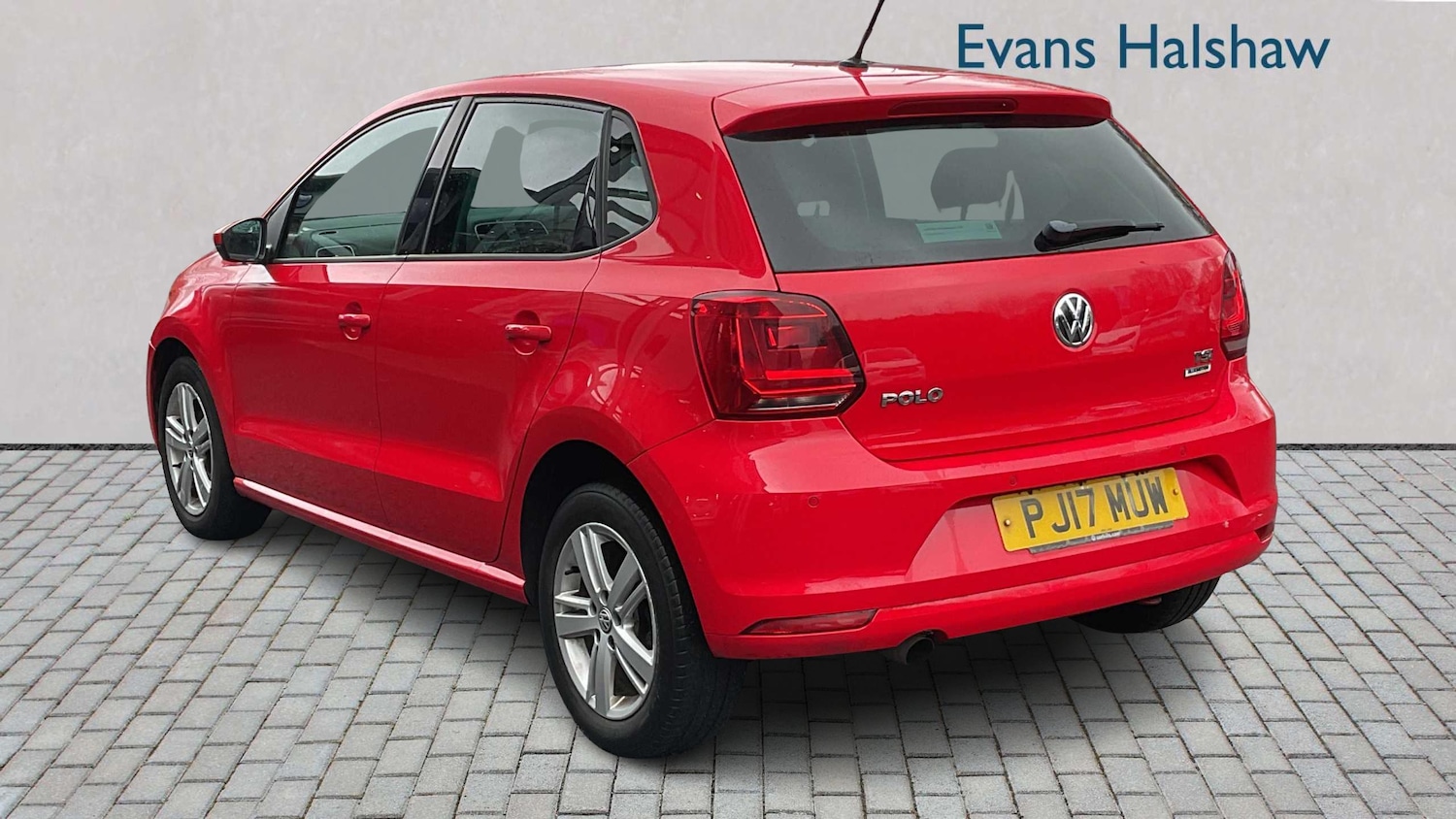 Used Volkswagen Polo 2017 for sale - 77429176: Photo 2