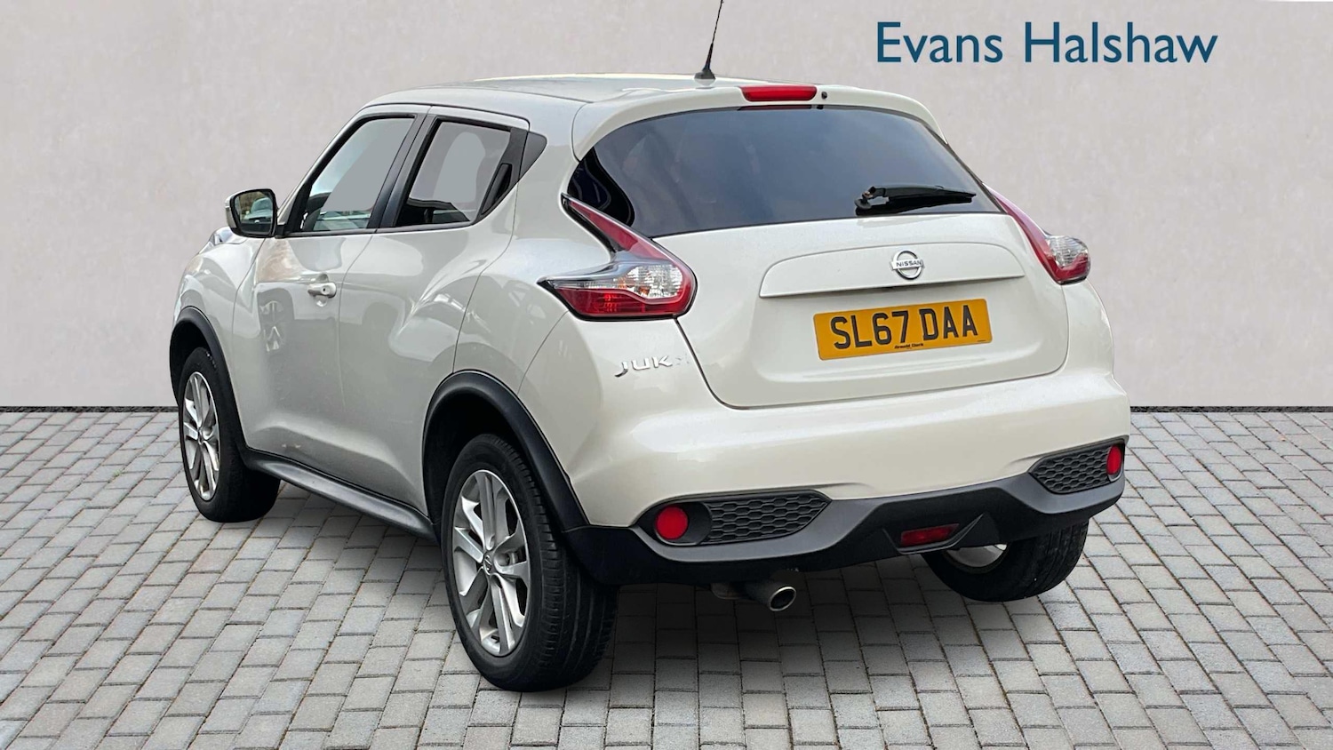Used Nissan Juke 2017 for sale - 76515601: Photo 3