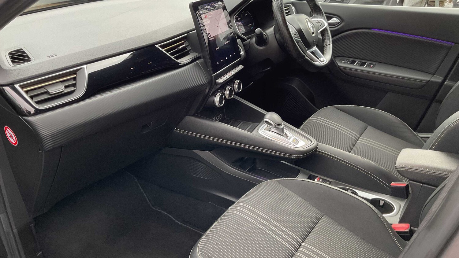 Used Renault Captur 2023 for sale - 76732369: Photo 16