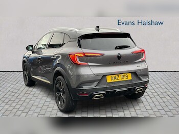 Used Renault Captur 2023 for sale - 76732369: Photo