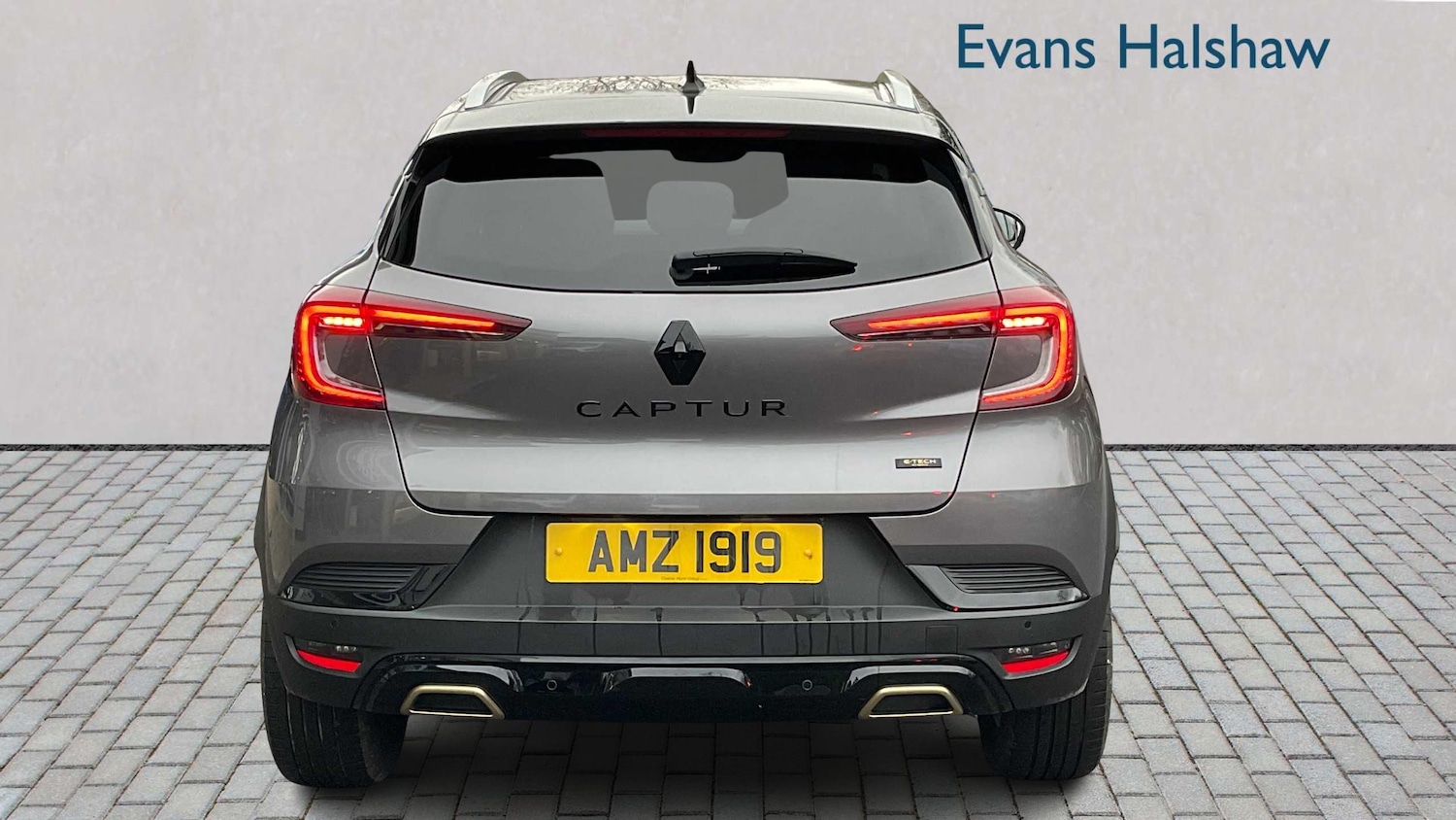 Used Renault Captur for sale - 76732369: Photo 6