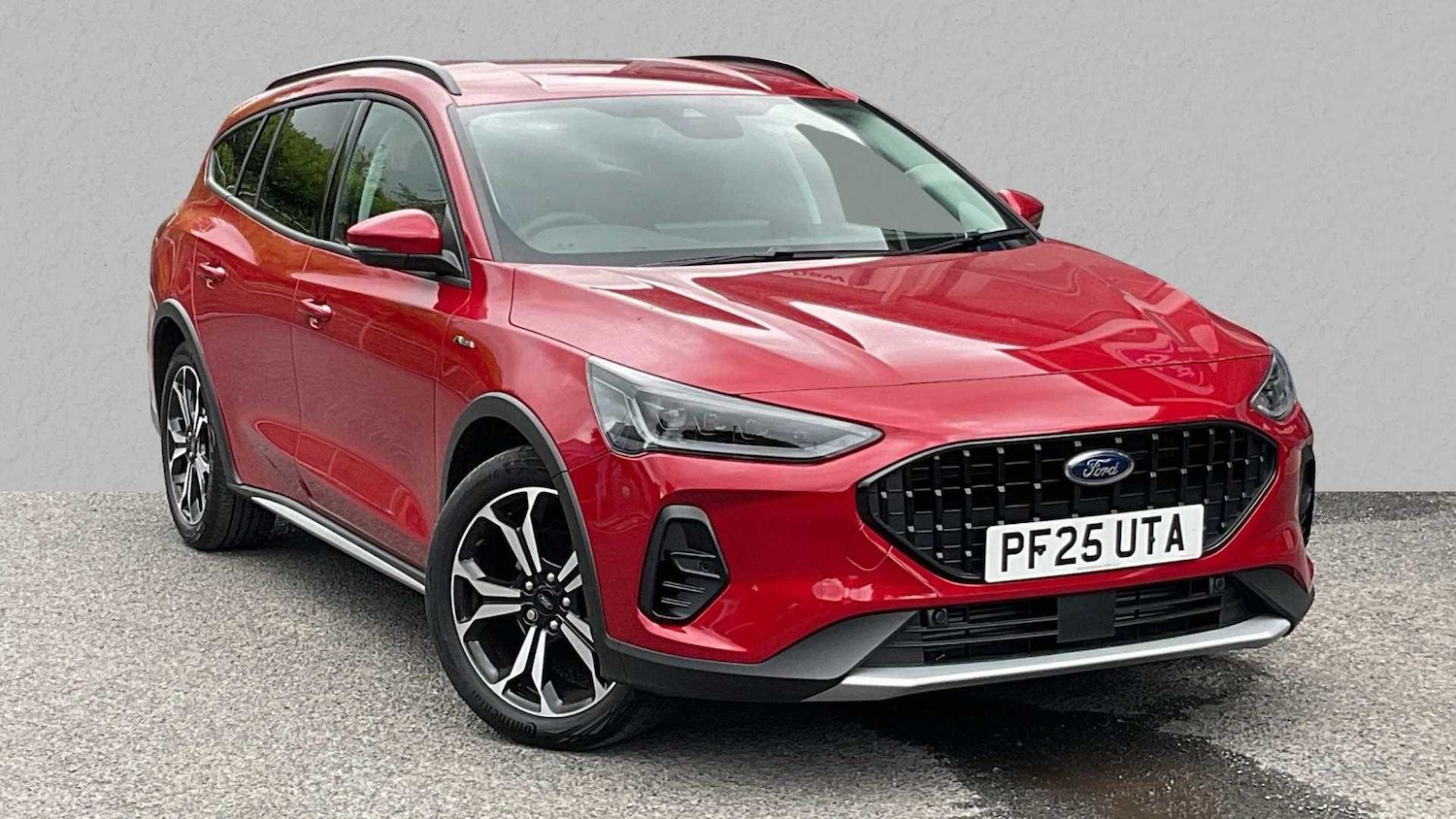 Used Ford Focus 2025 for sale - 76063270: Photo 1