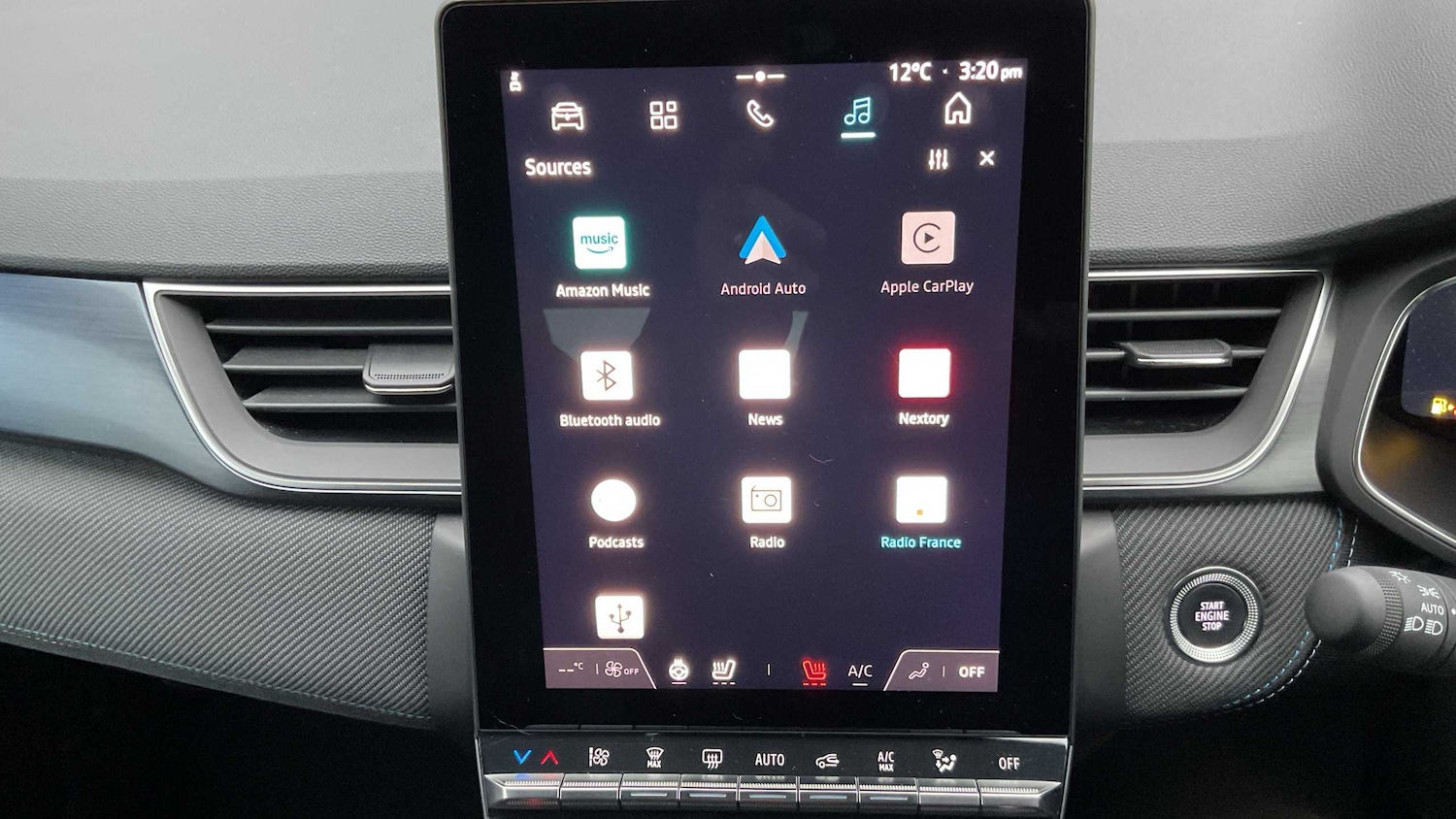 Used Renault Captur 2024 for sale - 76553116: Photo 23