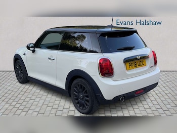 Used MINI Hatch 2018 for sale - 79227589: Photo